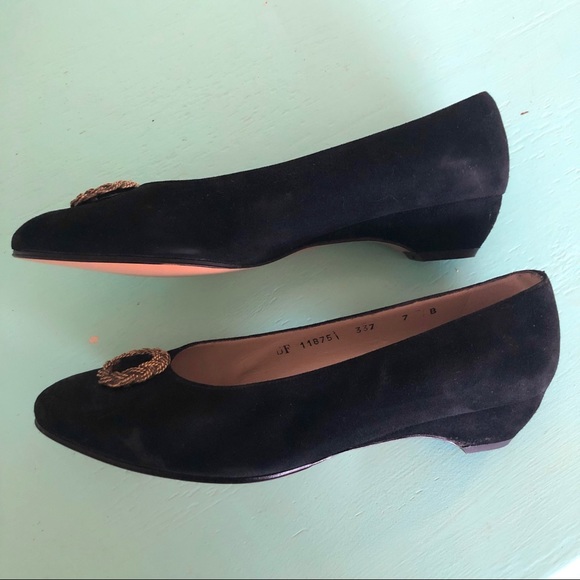 Vintage Salvatore Ferragamo Black Suede Flats - Picture 4 of 9